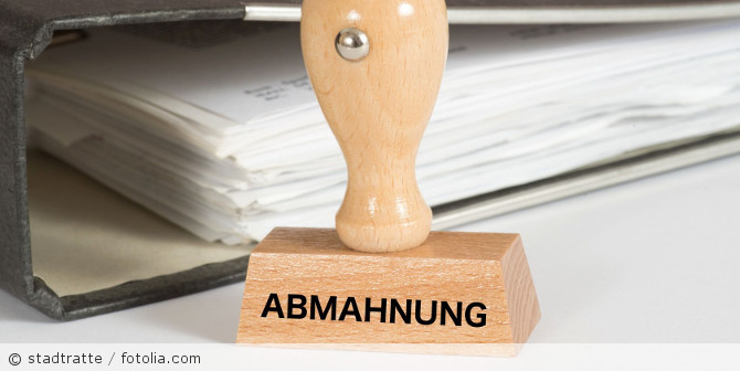 Stempel mit der Aufschrift "ABMAHNUNG".
