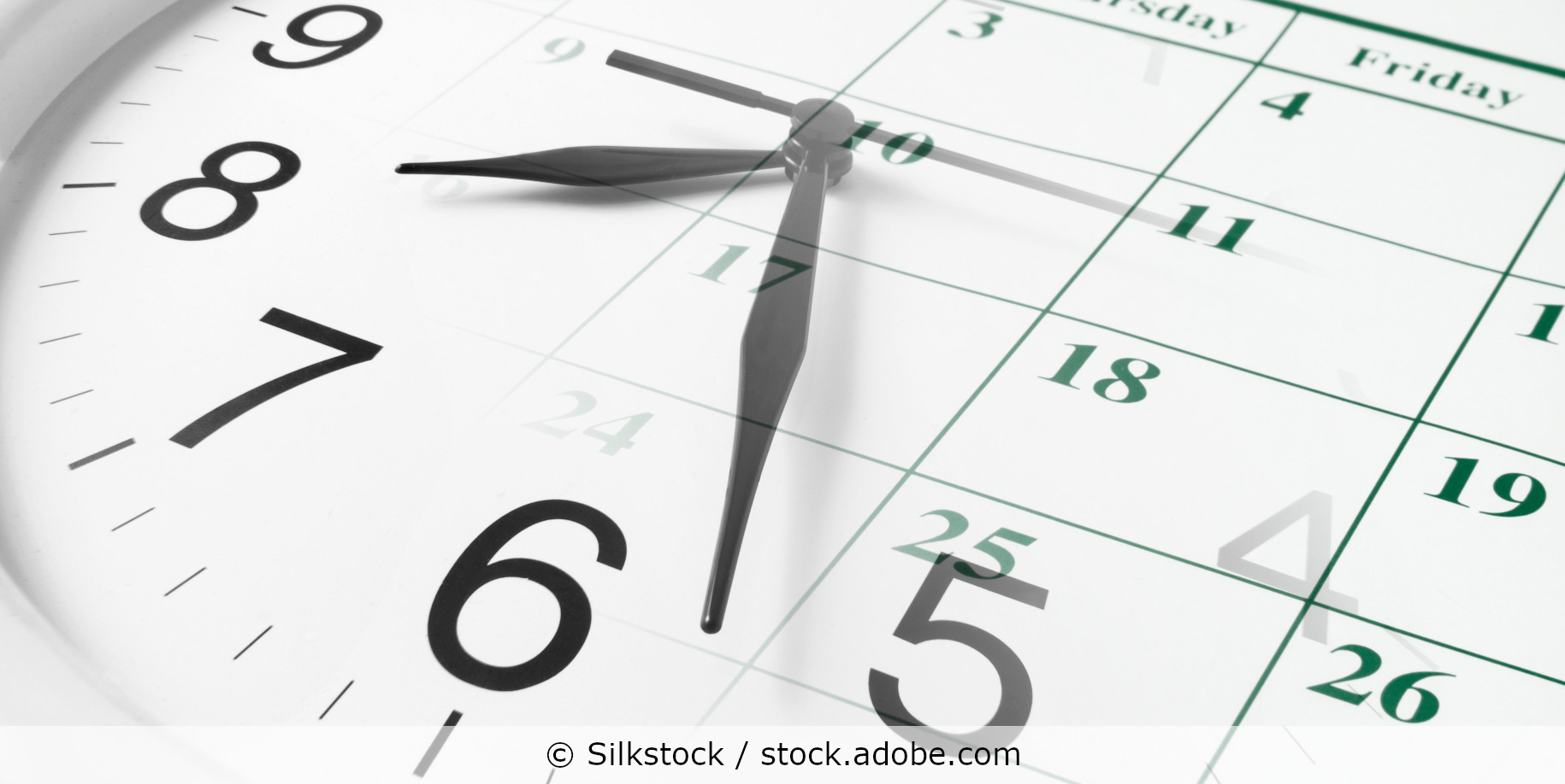 Ein Monatsblatt eines Kalenders und eine Uhr als Symbol für Termine.
