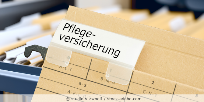 Hängeregister mit der Aufschrift Pflegeversicherung