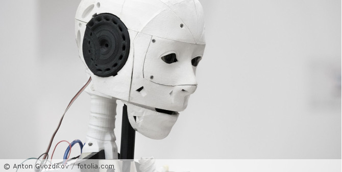 Ein Roboterkopf.